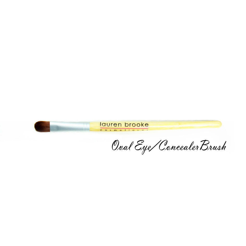 eco-friendly oval eye/concealer brush