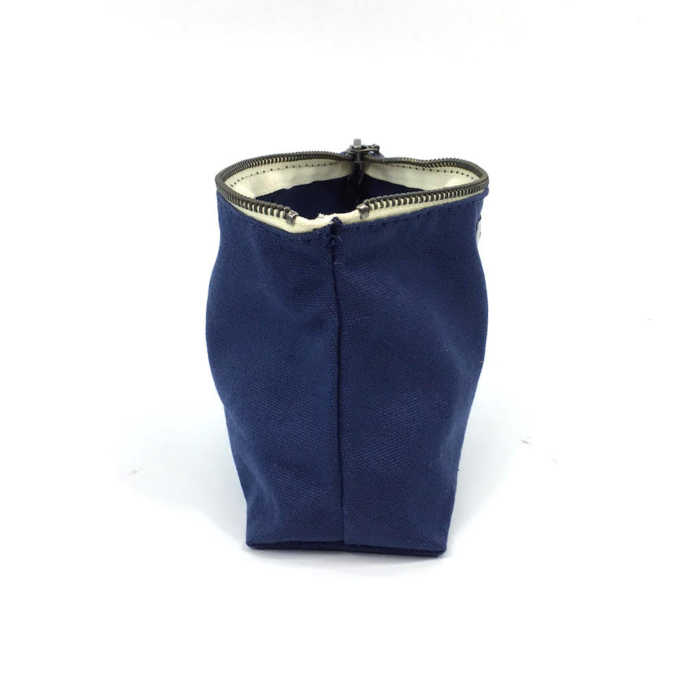 beauty pouch indigo