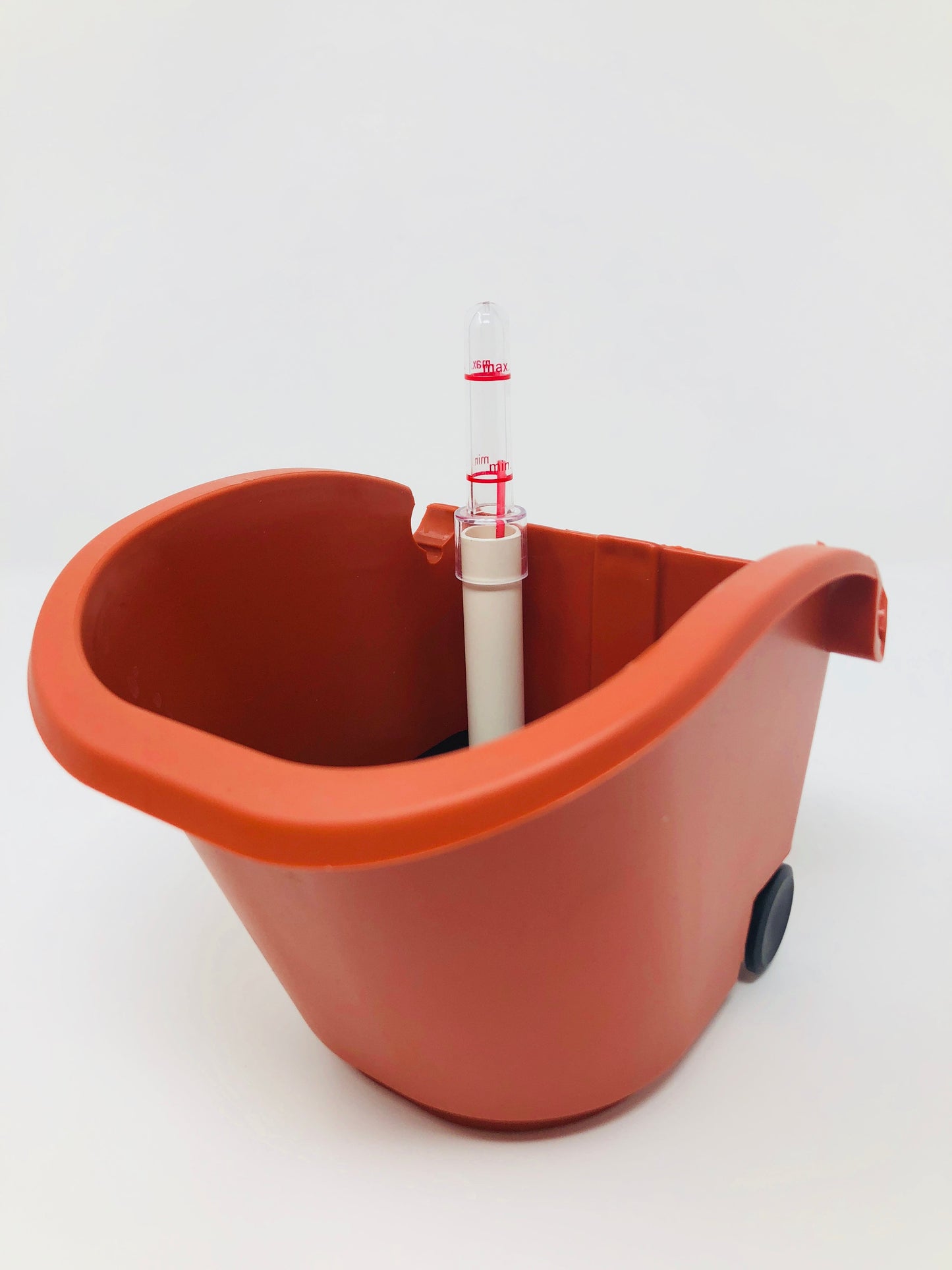 design-your-own vertical garden small planter