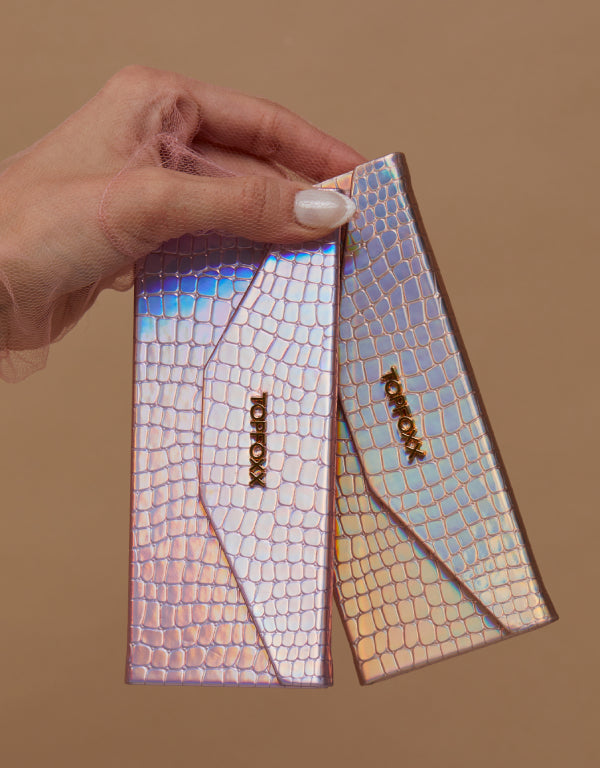 nude foldable holographic case