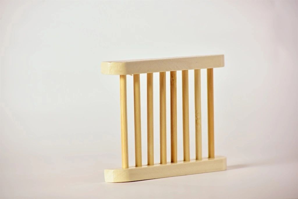 bamboo soap bar dish. eco-friendly