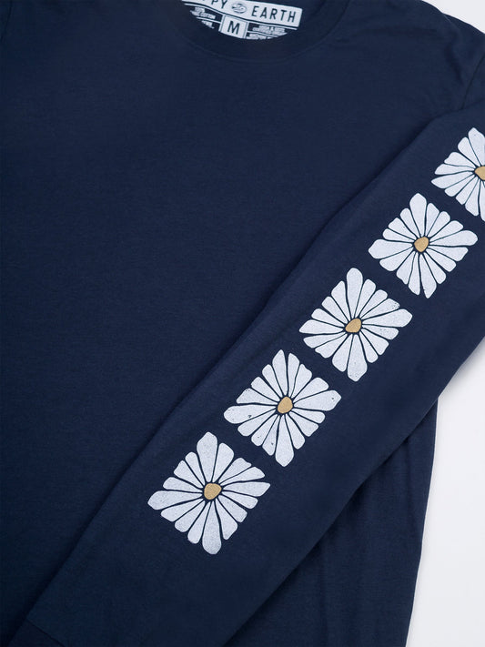 Daisies Tee by Happy Earth